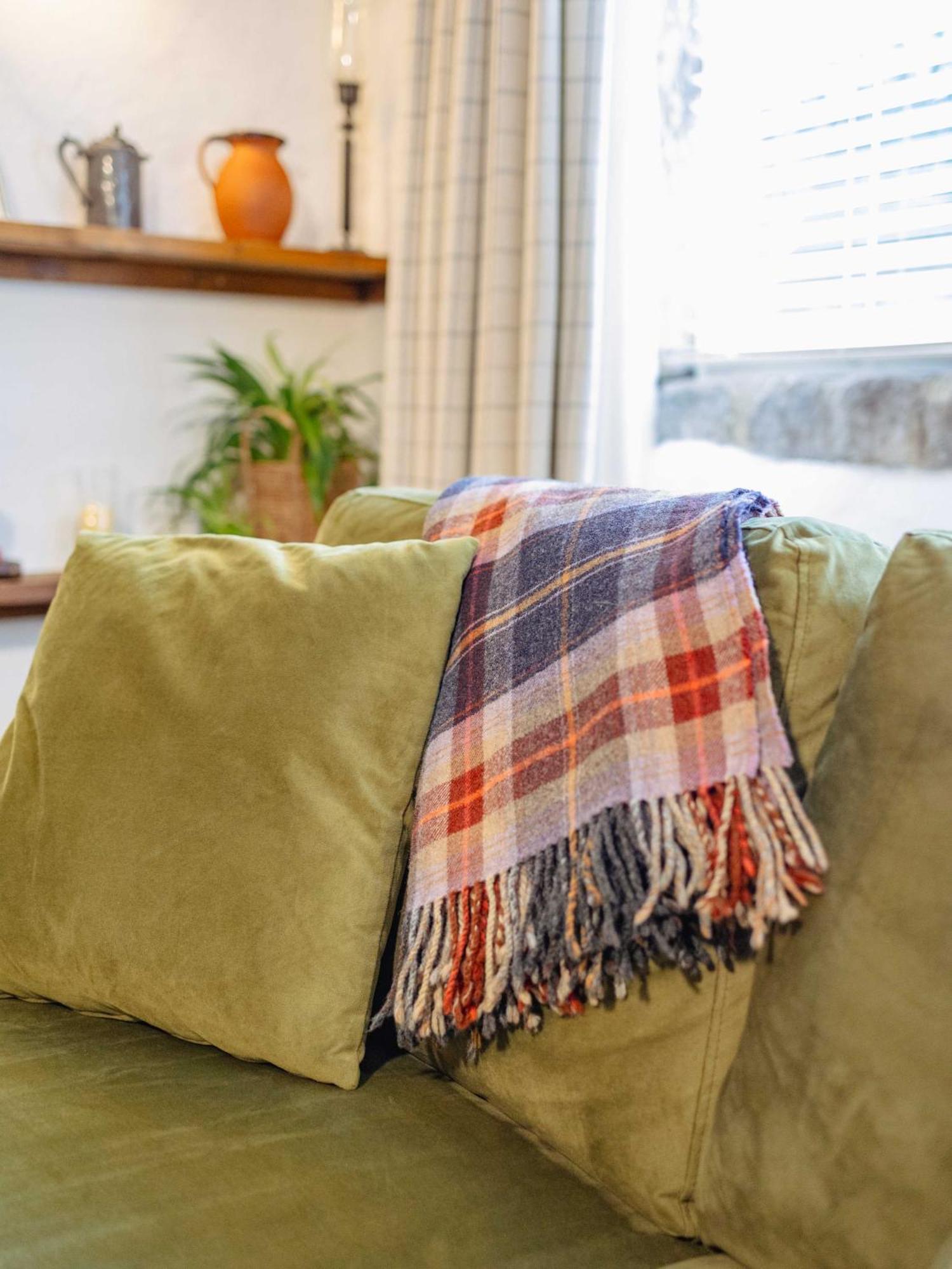 Weavers By Weavers Of Holiday home